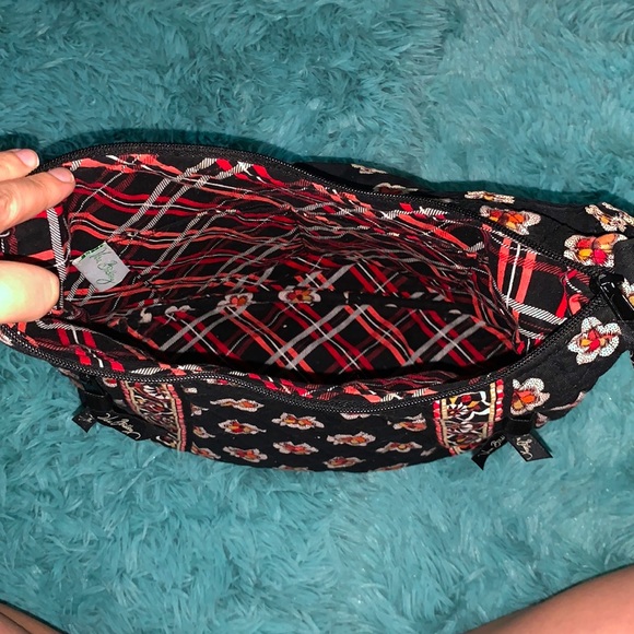 ♥️🖤Vera Bradley Pirouette Tote | Black & Red | Lisa B Tote Purse - Picture 6 of 7